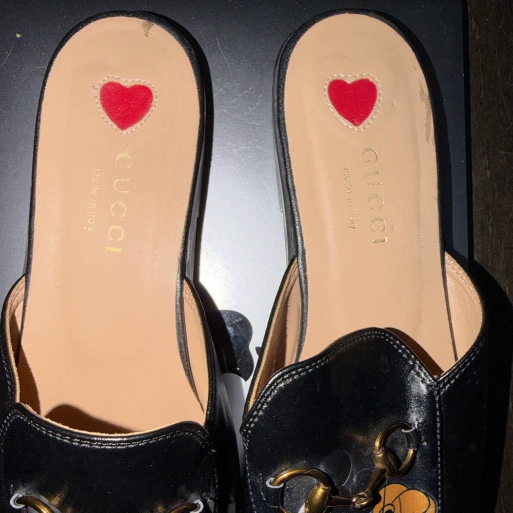 Women's Black Leather Loafers Mickey Mouse size 42 - Picture 3 of 6
